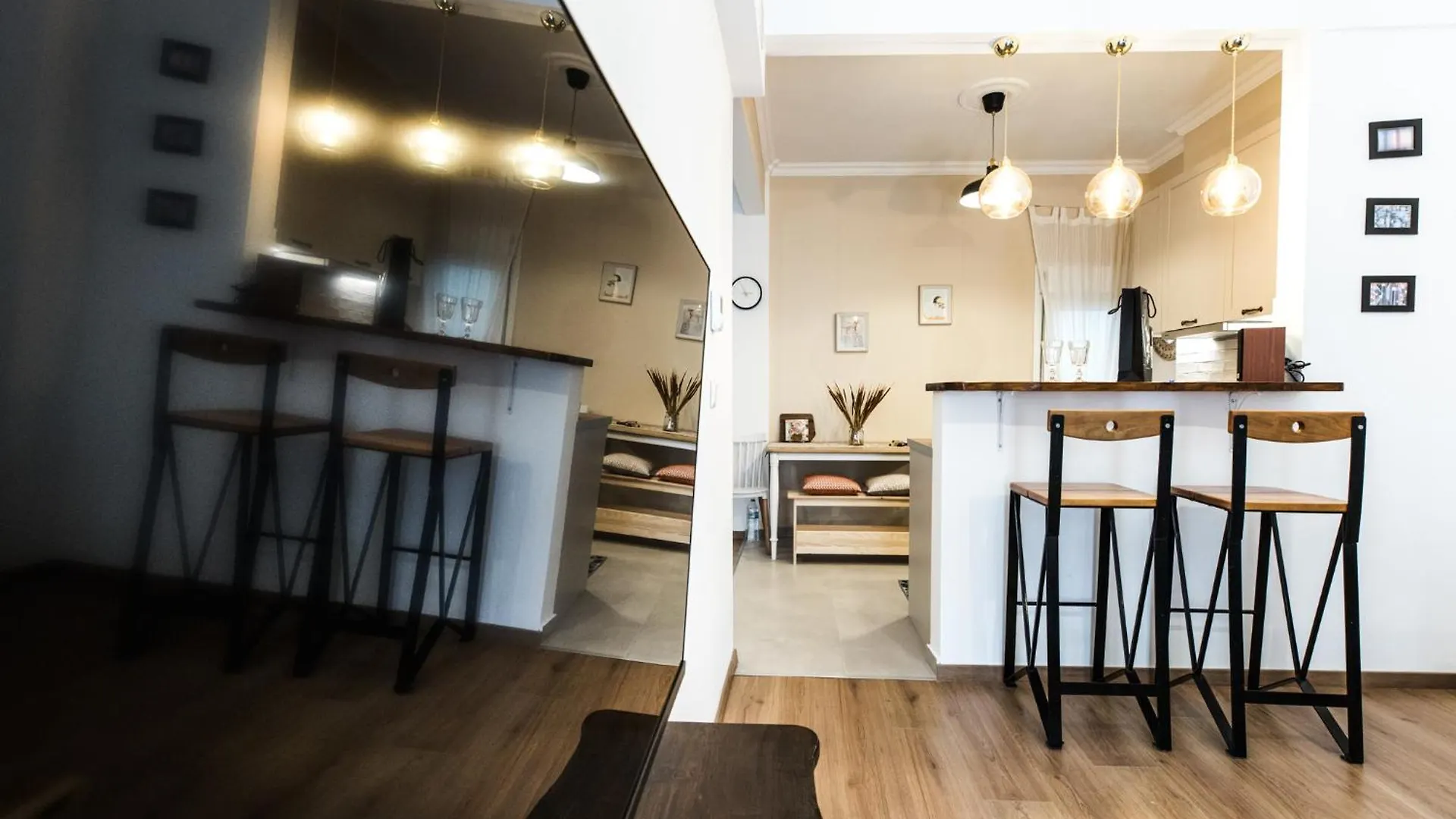 Luxury Suite Centre Thessaloniki With Balcony Řecko