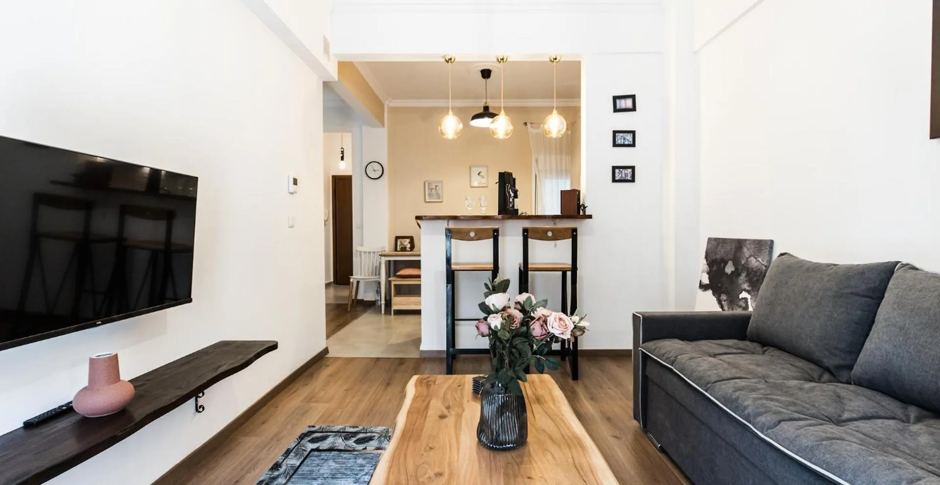 Luxury Suite Centre Thessaloniki With Balcony اليونان